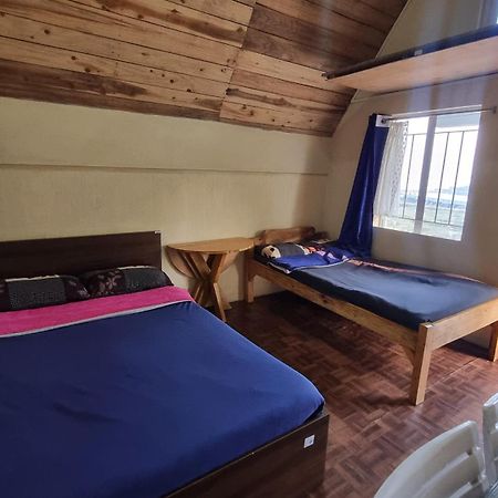 I Basa Homestay Sohrarim Buitenkant foto